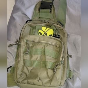 Alien Messenger bag